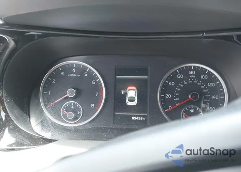 2024 Kia K5 Gt-Line z USA, uszkodzony, nr VIN 5XXG64J21RG266269